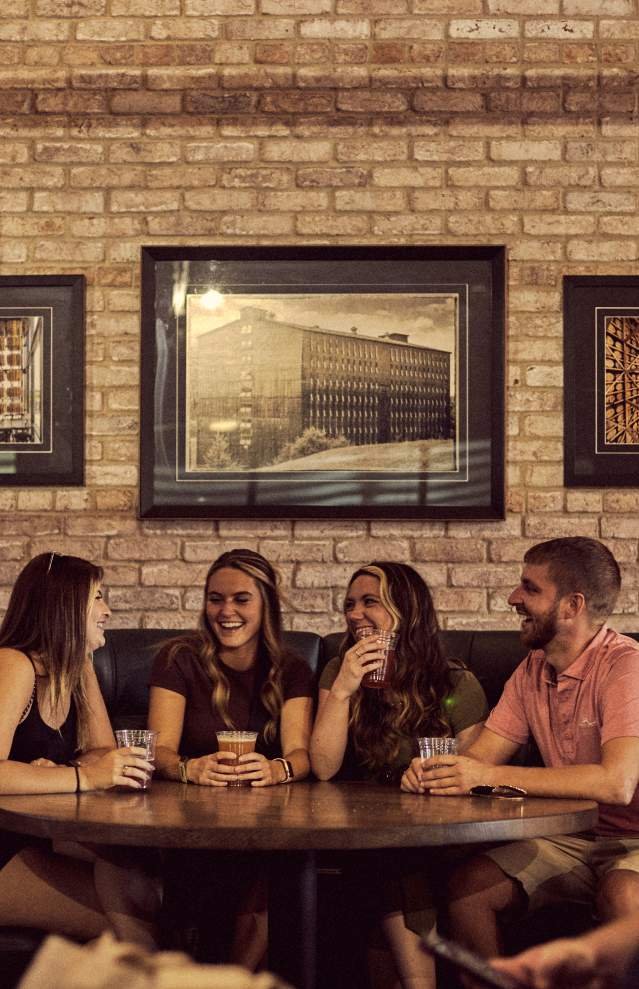 Bars, Pubs & Live Music Venues with Food and Great Vibes